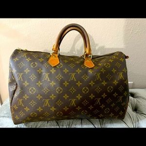Authentic Louis Vuitton Speedy 40